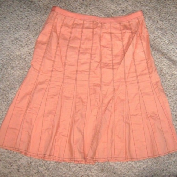CITY DKNY Orange Pleat Back Zip Knee Skirt 8 - Picture 1 of 3